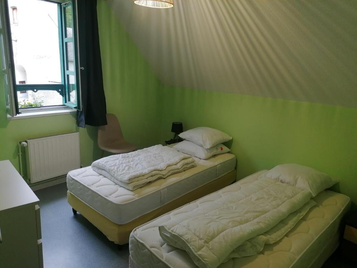 Auberge Chez Gabrielle - Vallee De Lesponne Beaudéan Buitenkant foto