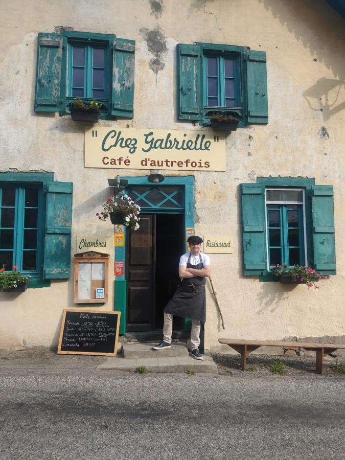 Auberge Chez Gabrielle - Vallee De Lesponne Beaudéan Buitenkant foto